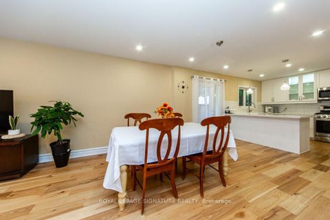 Photo 7 at 10 Beaver Bend Crescent, West Deane, Toronto