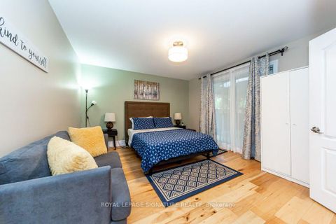 Photo 18 at 10 Beaver Bend Crescent, West Deane, Toronto