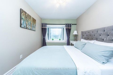 Photo 24 at 10 Beaver Bend Crescent, West Deane, Toronto
