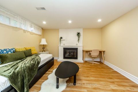 Photo 33 at 10 Beaver Bend Crescent, West Deane, Toronto