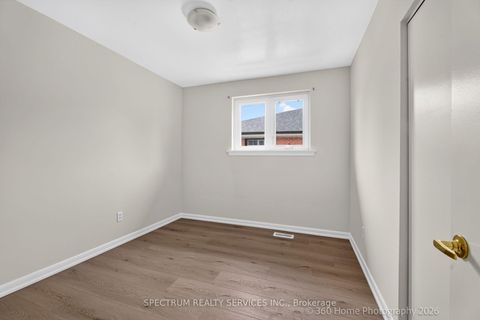 Photo 9 at 37 Newlin Crescent, Jane Heights, Toronto