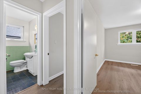 Photo 13 at 37 Newlin Crescent, Jane Heights, Toronto