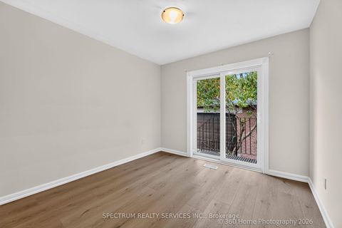 Photo 16 at 37 Newlin Crescent, Jane Heights, Toronto
