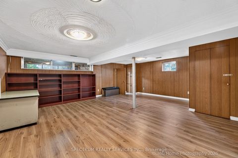 Photo 22 at 37 Newlin Crescent, Jane Heights, Toronto