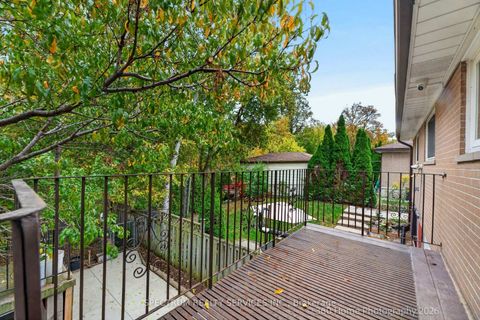 Photo 32 at 37 Newlin Crescent, Jane Heights, Toronto