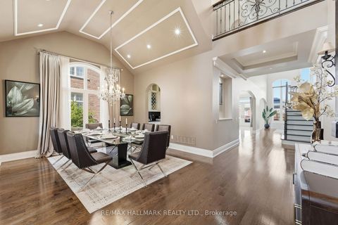 Photo 3 at 21 Skyline Trail, Nobleton, King