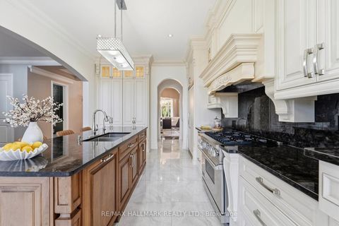 Photo 7 at 21 Skyline Trail, Nobleton, King