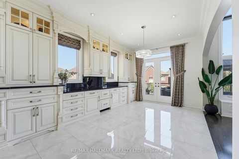 Photo 9 at 21 Skyline Trail, Nobleton, King