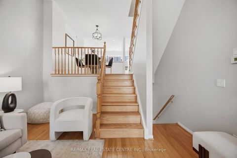 Photo 9 at 96 - 83 Mondeo Drive, Dorset Park, Toronto