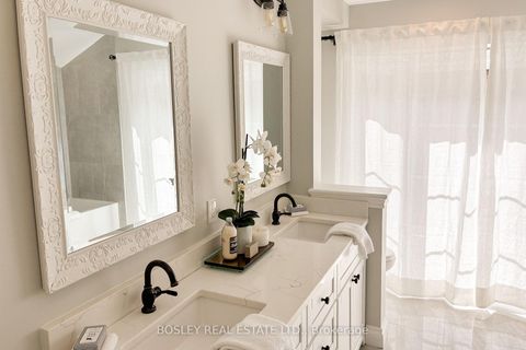 Photo 17 at 3 - 64 Old Mill Terrace, Queensway, Toronto