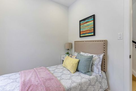 Photo 16 at 208 Gainsborough Road, Woodbine Corridor, Toronto
