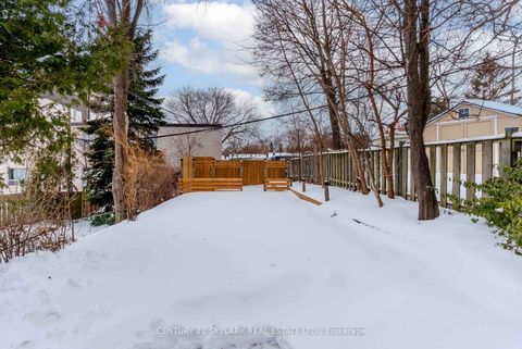 Photo 42 at 208 Gainsborough Road, Woodbine Corridor, Toronto
