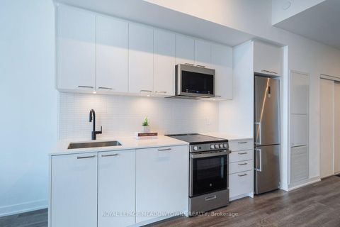 Photo 15 at 712 - 1808 St. Clair Avenue W, Pellam Park, Toronto