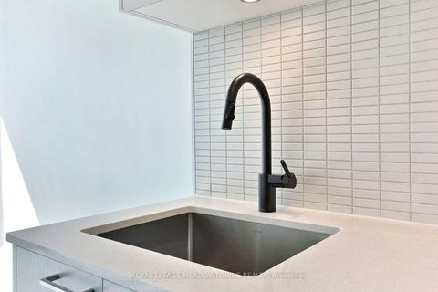 Photo 19 at 712 - 1808 St. Clair Avenue W, Pellam Park, Toronto