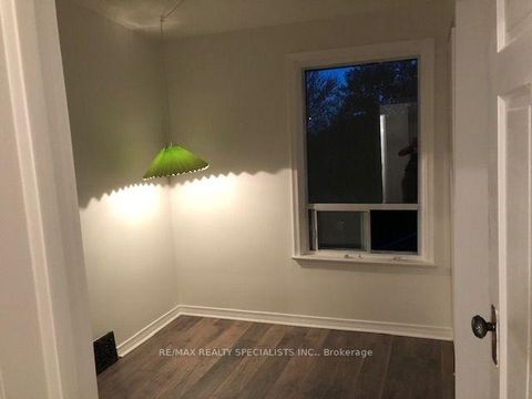 Photo 9 at 52A Rockcliffe Boulevard, Smythe, Toronto