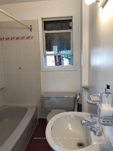Photo 11 at 52A Rockcliffe Boulevard, Smythe, Toronto