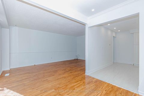 Photo 13 at 15 Huson Court, Jamestown, Toronto