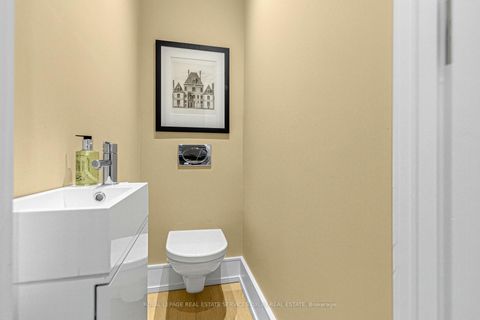 Photo 11 at 167 Macpherson Avenue, Annex, Toronto