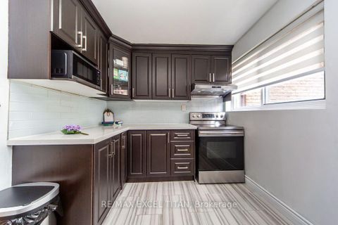 Photo 11 at 153 - 50 Scarborough Golf Club Road, Scarborough Village, Toronto