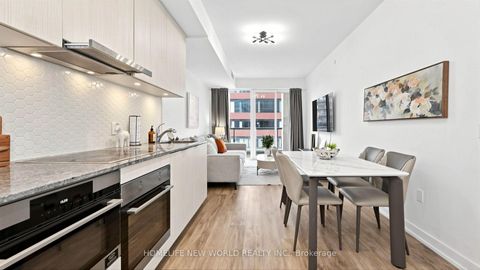 Photo 15 at 813 - 158 Front Street E, Moss Park, Toronto