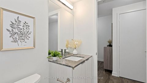 Photo 33 at 813 - 158 Front Street E, Moss Park, Toronto