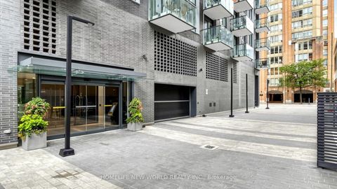 Photo 48 at 813 - 158 Front Street E, Moss Park, Toronto