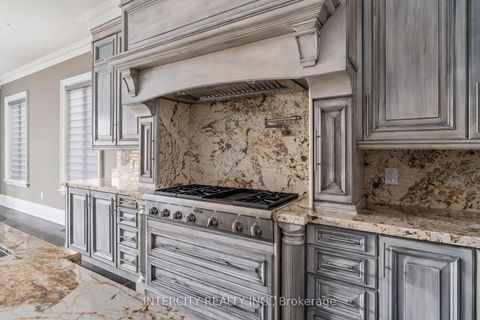 Photo 20 at 27 Rockview Gardens, Concord, Vaughan