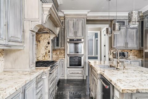 Photo 21 at 27 Rockview Gardens, Concord, Vaughan