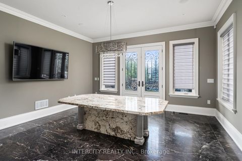 Photo 23 at 27 Rockview Gardens, Concord, Vaughan