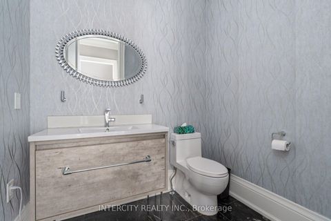 Photo 28 at 27 Rockview Gardens, Concord, Vaughan