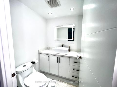Photo 5 at 1608 - 75 Graydon Hall Drive, Donalda, Toronto