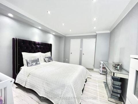 Photo 12 at 1608 - 75 Graydon Hall Drive, Donalda, Toronto