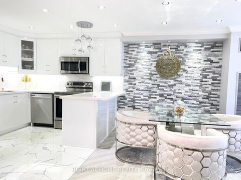 Photo 19 at 1608 - 75 Graydon Hall Drive, Donalda, Toronto