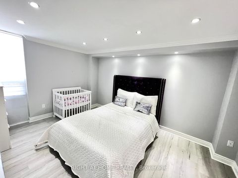 Photo 24 at 1608 - 75 Graydon Hall Drive, Donalda, Toronto