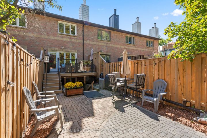 Photo 14 at 12 St. James Court, South St. James Town, Toronto