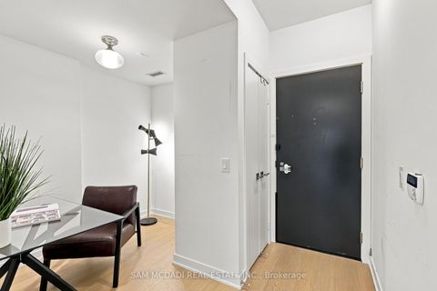 Photo 20 at TH27 - 15 Beverley Street, Chinatown, Toronto