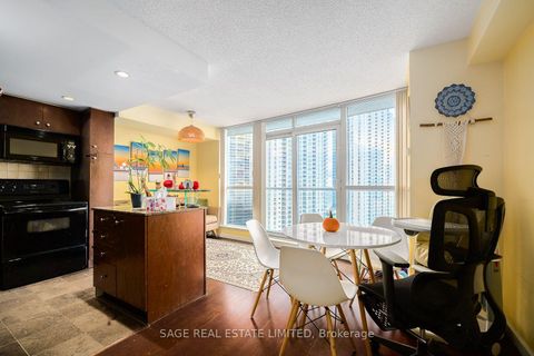Photo 8 at 1705 - 208 Queens Quay W, Waterfront Communities C1, Toronto