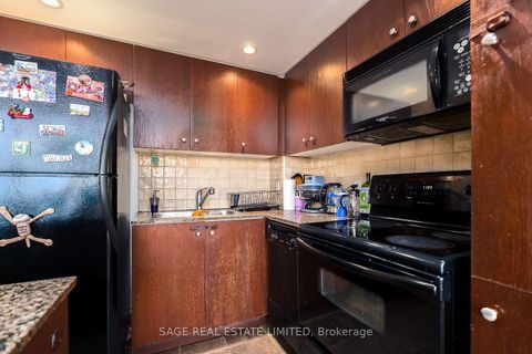 Photo 10 at 1705 - 208 Queens Quay W, Waterfront Communities C1, Toronto