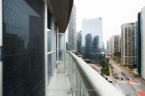 Photo 13 at 1705 - 208 Queens Quay W, Waterfront Communities C1, Toronto
