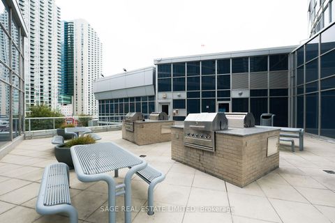Photo 18 at 1705 - 208 Queens Quay W, Waterfront Communities C1, Toronto