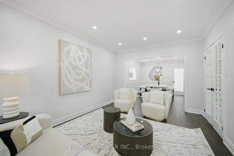 Photo 8 at 95 Hudson Drive, Maple, Vaughan