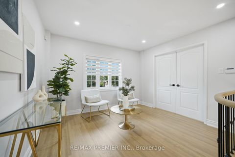 Photo 23 at 95 Hudson Drive, Maple, Vaughan