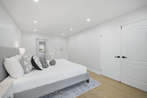 Photo 26 at 95 Hudson Drive, Maple, Vaughan
