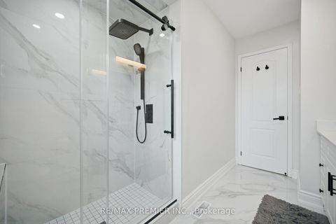 Photo 33 at 95 Hudson Drive, Maple, Vaughan