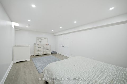 Photo 39 at 95 Hudson Drive, Maple, Vaughan