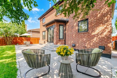 Photo 43 at 95 Hudson Drive, Maple, Vaughan
