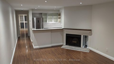 Photo 2 at 59A - 39 Tecumseth Street, Niagara, Toronto