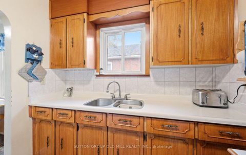 Photo 16 at 63 Westhead Road, Alderwood, Toronto
