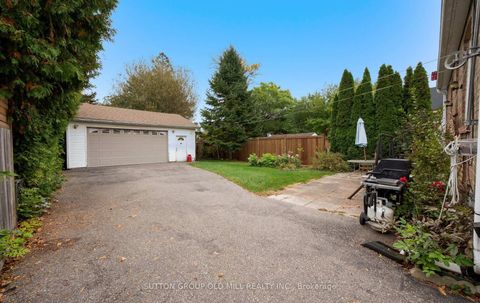 Photo 32 at 63 Westhead Road, Alderwood, Toronto