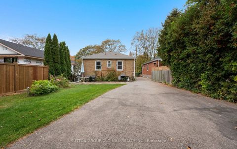 Photo 38 at 63 Westhead Road, Alderwood, Toronto
